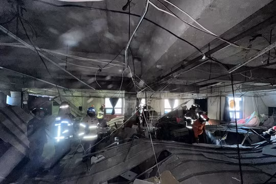 Sập trần siêu thị ở Hàn Quốc, ít nhất 38 người bị thương