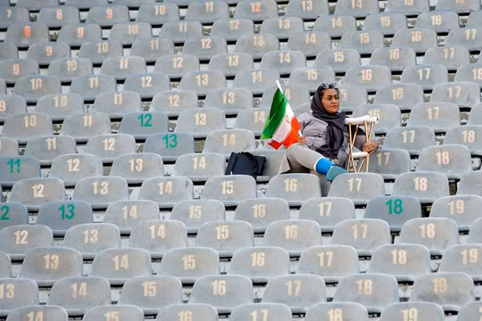 Iran cáo buộc Mỹ thu lại vé World Cup dành cho người hâm mộ Iran