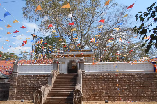 Nhà sư nổi tiếng ở Sri Lanka bị bắt vì cáo buộc ấu dâm