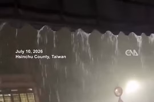Trung Quốc sơ tán hơn 600.000 người trước khi bão Bavi đổ bộ, Đài Loan và Nhật Bản căng mình ứng phó