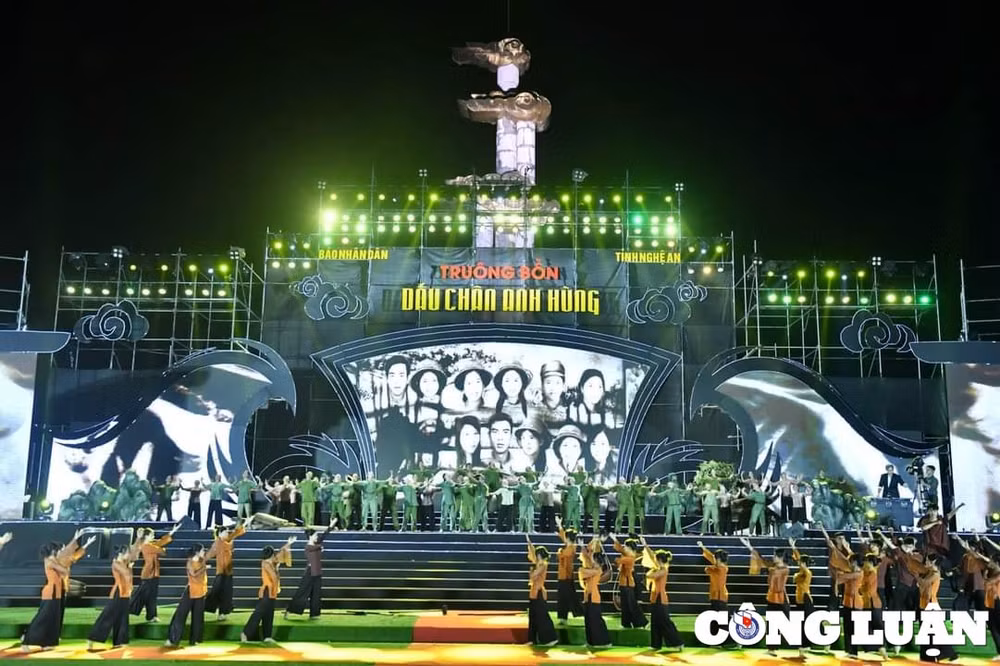 tham sau tinh yeu dat nuoc voi chuong trinh nghe thuat truong bon dau chan anh hung hinh 7