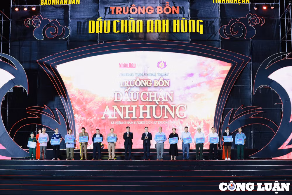 tham sau tinh yeu dat nuoc voi chuong trinh nghe thuat truong bon dau chan anh hung hinh 5