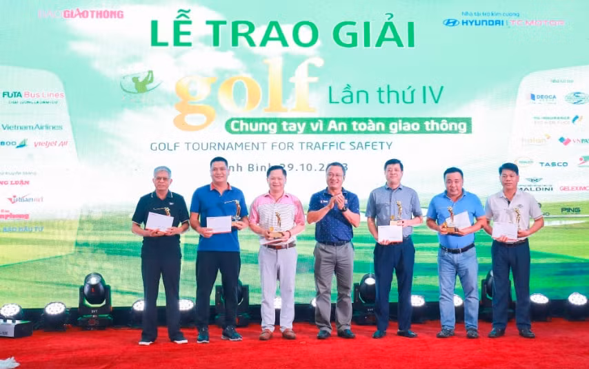 golfer nguyen hong hai gianh chuc vo dich giai golf chung tay vi atgt 2023 hinh 7