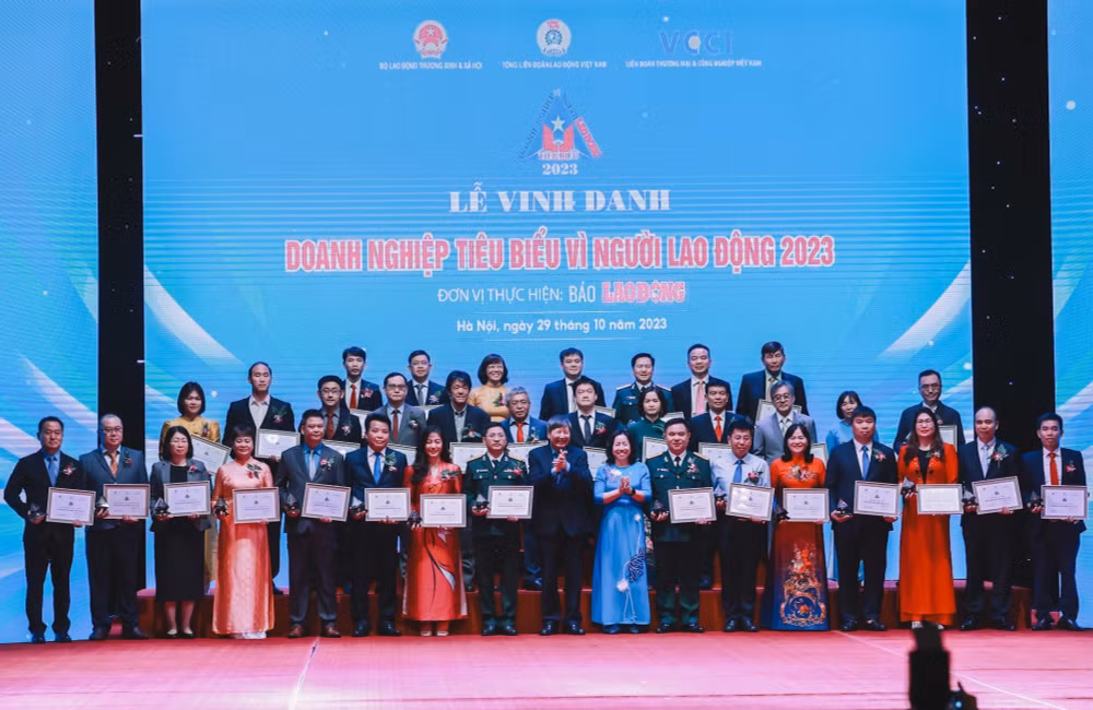 vinh danh 64 doanh nghiep tieu bieu vi nguoi lao dong nam 2023 hinh 4