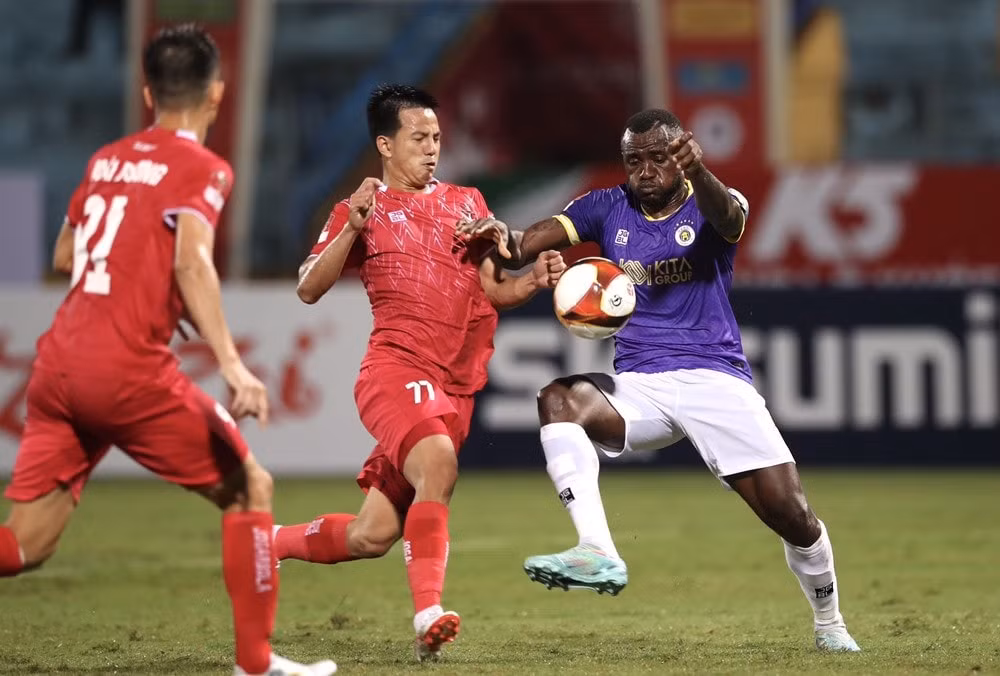 ha noi fc thua dam hai phong trong ngay van quyet da hong penalty hinh 1
