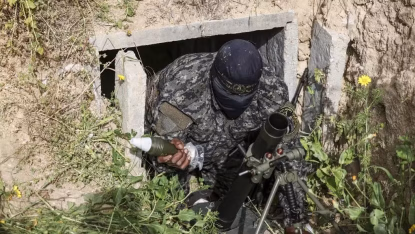 israel giao chien voi phien quan hamas ben trong duong ham o gaza hinh 1