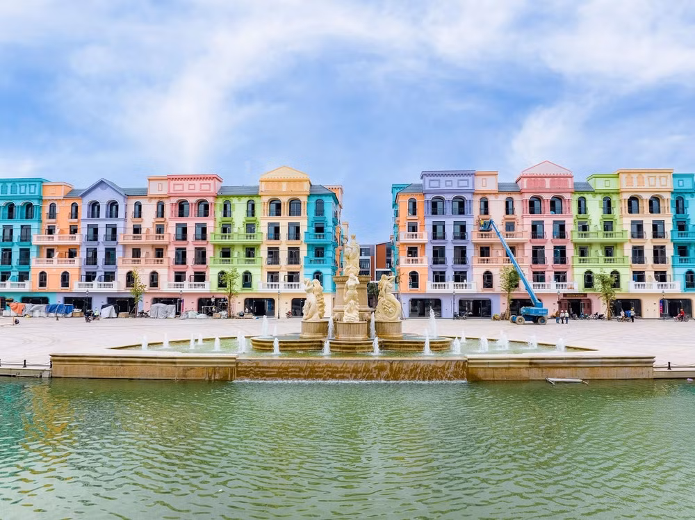 muc so thi thuong cang the venice truoc ngay khai truong mega grand world ha noi hinh 3