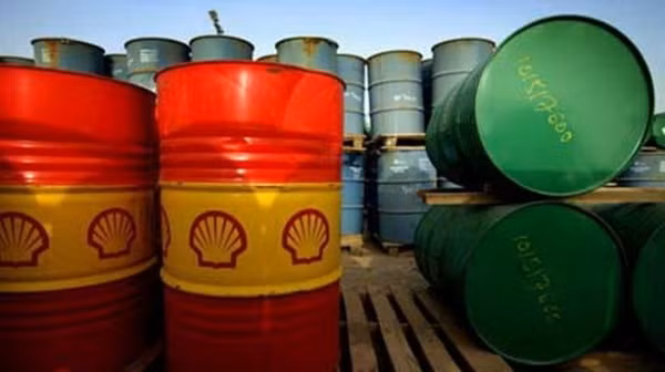 OPEC giữ nguyên dự báo nhu cầu tiêu thụ dầu toàn cầu năm 2021 sẽ tăng 5,95 triệu thùng/ngày so với năm 2020. Ảnh minh họa