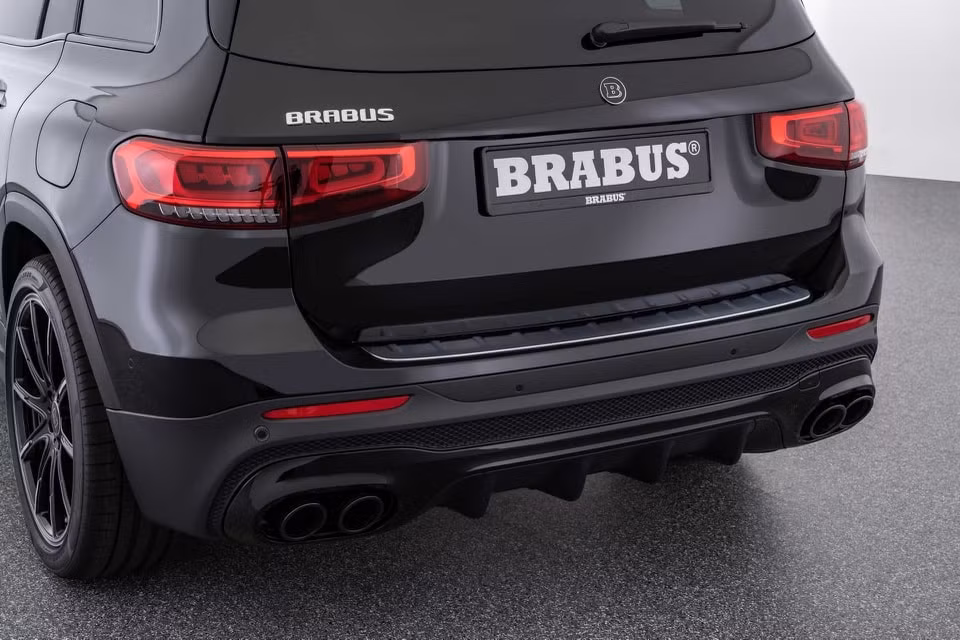 Mercedes-Benz GLB sở hữu gói độ Brabus. Ảnh: Carscoops