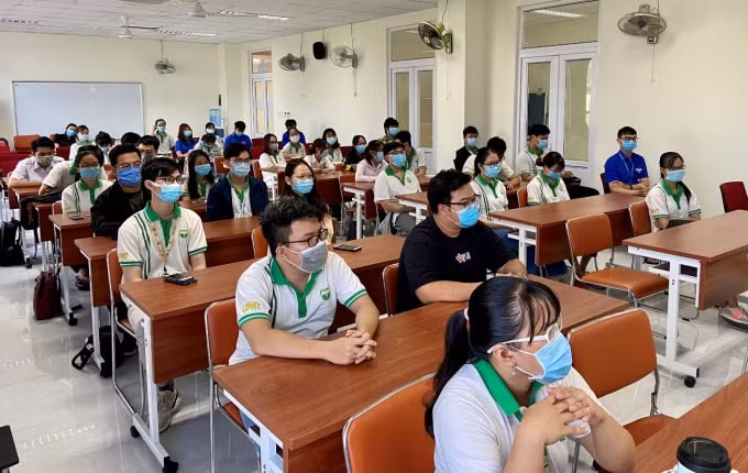 Các tình nguyện viên đã sẵn sàng tham gia hỗ trợ ngành Y tế chống dịch.