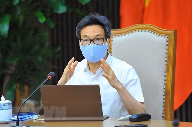 Phó Thủ tướng Vũ Đức Đam phát biểu tại cuộc họp. Ảnh: TTXVN