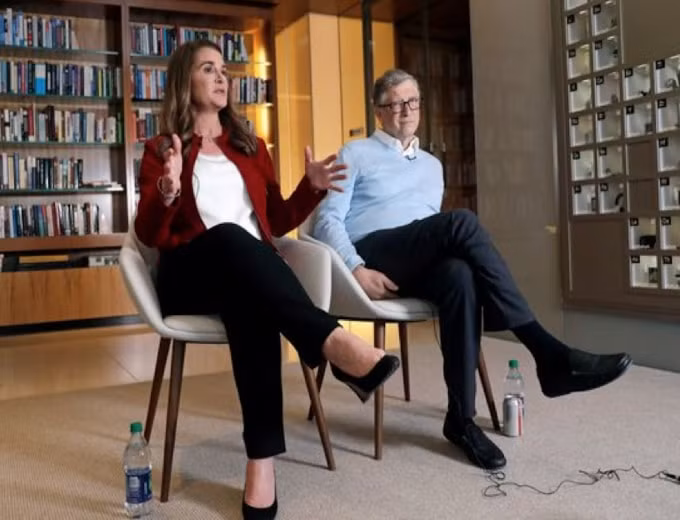 Melinda và Bill Gates trong một cuộc phỏng vấn năm 2019. Ảnh: WSJ.