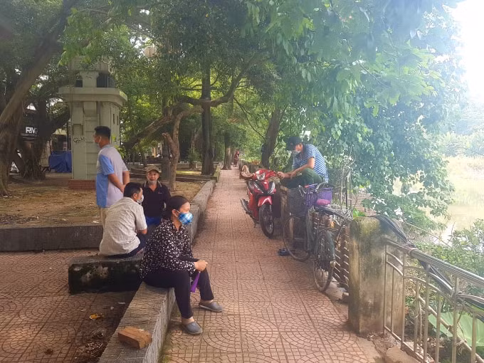Đa phần những lao động này đều là người lớn tuổi từ các tỉnh lân cận