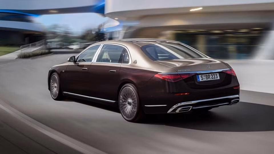 Mercedes-Maybach S 650 2022. Ảnh: Carbuzz