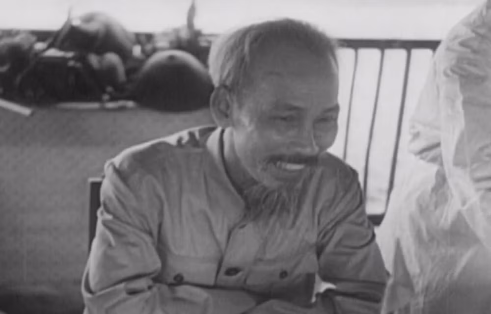 Chủ tịch Hồ Chí Minh trong đoạn video tiếp các nhà báo quốc tế (Nguồn: Getty Images)