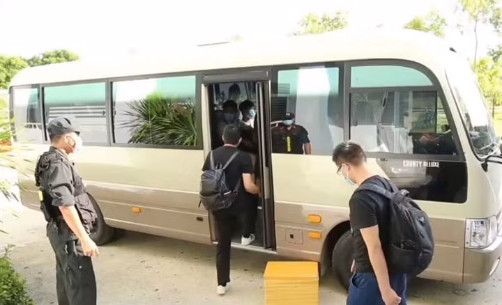 12 chiến sĩ Công an tỉnh Ninh thuận phải cách ly y tế tập trung. Ảnh: vtc.vn