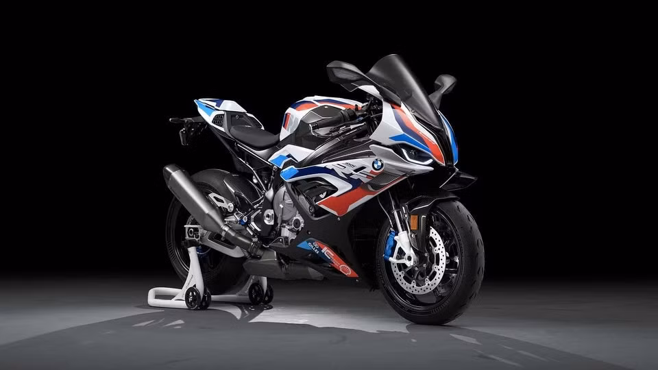 BMW M 1000 RR. Ảnh: Rideapart