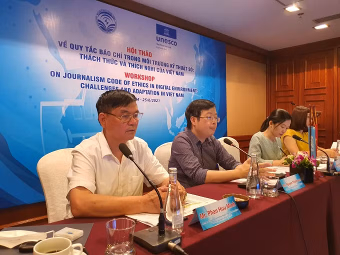 Các đại biểu tham dự sự kiện