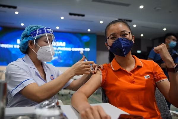 Trong ngày 27/6, cả nước có thêm 87.375 người được tiêm chủng vaccine phòng COVID-19