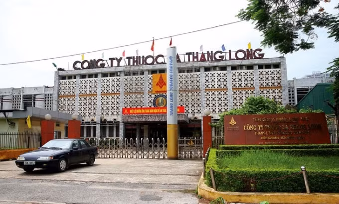 Cử tri băn khoăn tình trạng xả khí thải gây mùi ở Nhà máy Thuốc lá Thăng Long. Ảnh: ĐT.