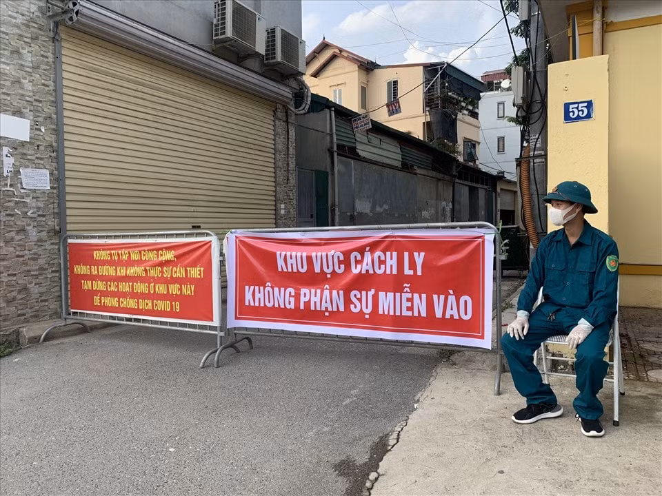 Hải Phòng phong tỏa 23 hộ dân vì liên quan ca dương tính SARS-CoV-2. Ảnh: minh họa