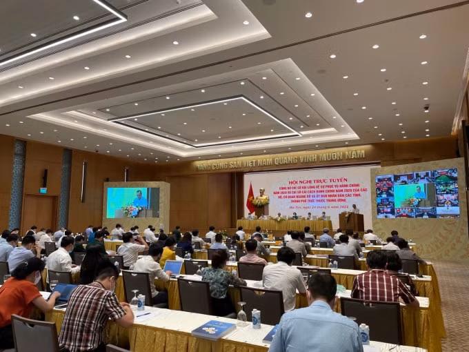 Toàn cảnh Hội nghị trực tuyến Công bố sự hài lòng về sự phục vụ hành chính và chỉ số cải cách hành chính năm 2020.