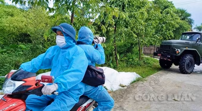 Một bức tranh toàn cảnh về cuộc chiến với dịch Covid-19 ở tỉnh Hà Tĩnh đã được tái hiện sinh động, chân thực và đầy ấn tượng trên các phương tiện truyền thông đại chúng trong hơn nửa tháng qua, kể từ khi hai ca bệnh đầu tiên xuất hiện trong cộng đồng.