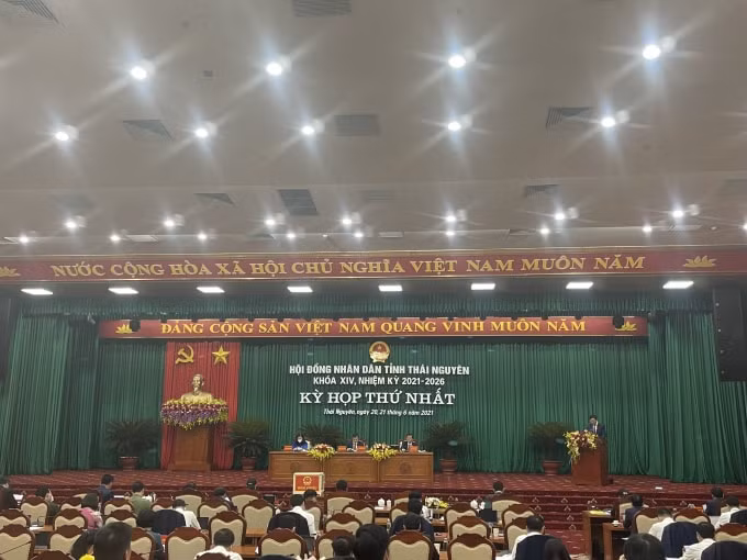 Toàn cảnh kỳ họp. Ảnh: Hữu Phương
