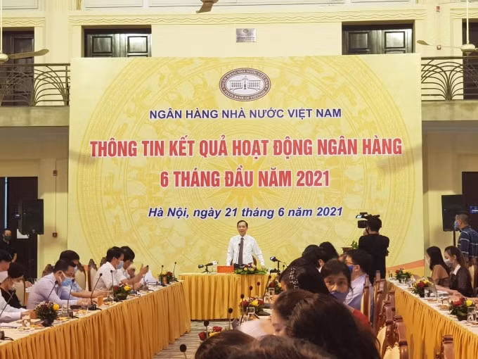 Ngân hàng Nhà nước tổ chức họp báo công bố thông tin điều hành chính sách tiền tệ và hoạt động ngân hàng 6 tháng đầu năm 2021.
