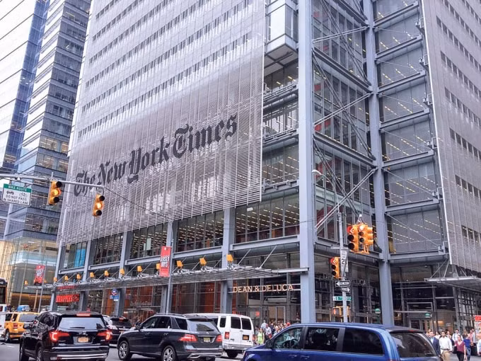 Trụ sở tòa soạn New York Times ở Manhattan, Mỹ - Ảnh: Magnolia
