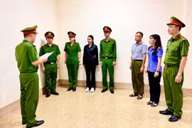 Lào Cai: Khởi tố nữ tài xế tăng ga bỏ chạy khi gặp cảnh sát giao thông