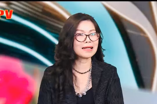 Khi “nếp nhà” xoay vần trong không gian số