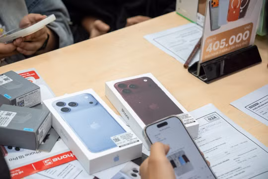 iPhone 18 Pro Max ‘cháy hàng’ ngày mở bán