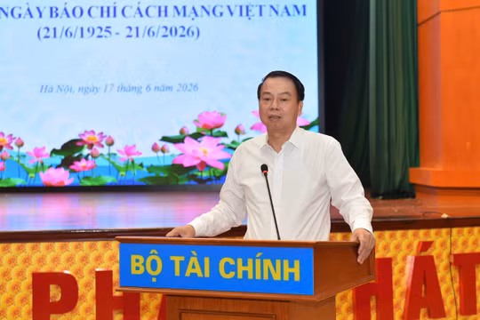 Bộ Tài chính ban hành 100 văn bản trong 5 tháng, thúc đẩy mục tiêu tăng trưởng hai con số