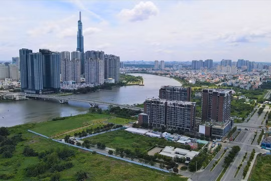 'Cơ hội cuối cùng' cho hàng trăm dự án bất động sản bị treo ở TP HCM