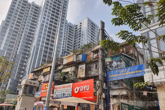 Nhà tập thể tầng 1 Hà Nội từng 'hét giá' nhờ kinh doanh, nay có nguy cơ giảm giá?