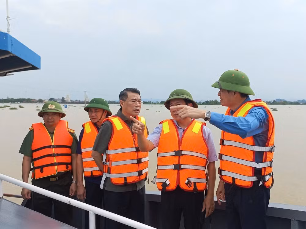 ninh binh theo doi chat che dien bien cua thoi tiet san sang xu ly cac tinh huong xay ra hinh 1