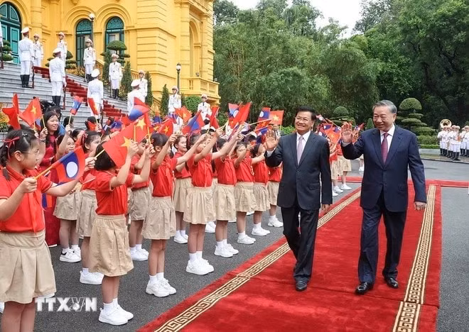 toan van tuyen bo chung viet nam lao hinh 2