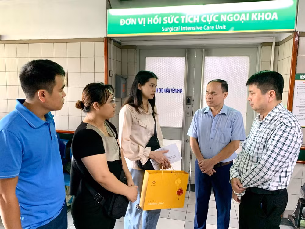 hoi nha bao viet nam tham hoi hoi vien gap nan do anh huong cua con bao so 3 hinh 1
