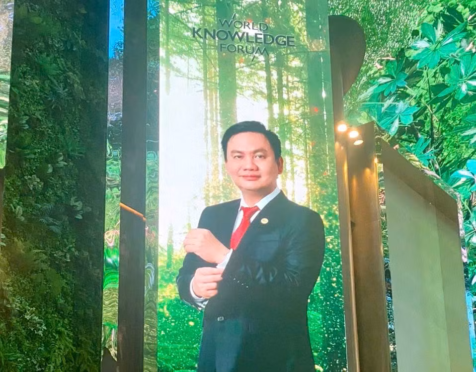 nha sang lap tap doan bamboo capital nguyen ho nam lam dien gia tai dien dan tri thuc the gioi 2024 hinh 1