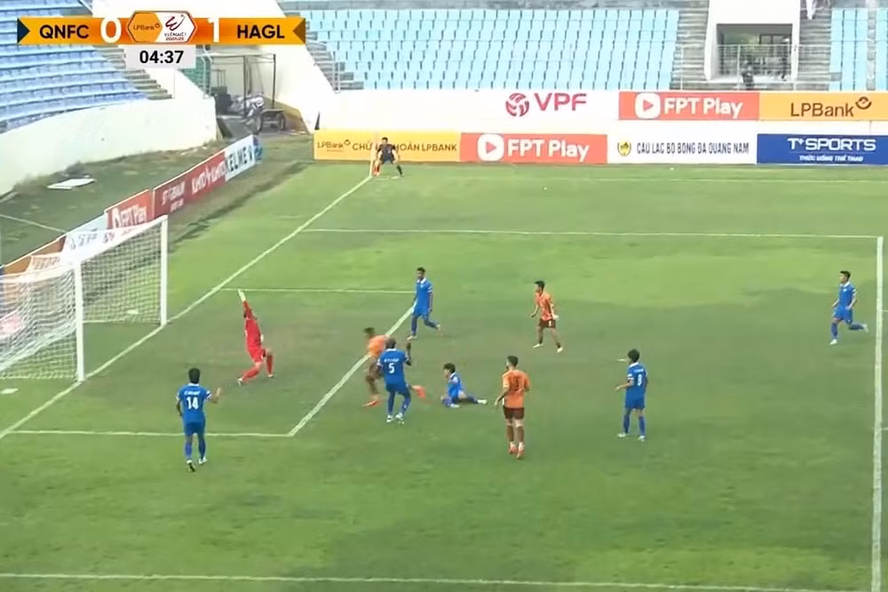 hagl danh bai quang nam 4 0 trong ngay marciel da silva toa sang hinh 1