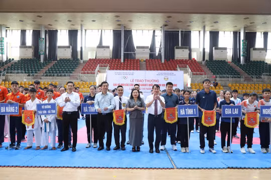 350 vận động viên tranh tài tại Giải vô địch các CLB karate quốc gia khu vực miền Trung lần thứ XII