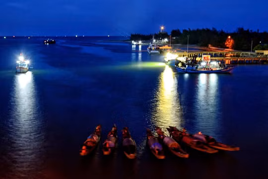 Nhiều du khách tìm đến Sông Thạch Hãn không chỉ để tham quan mà còn để tri ân, cảm nhận chiều sâu lịch sử và giá trị của hòa bình hôm nay