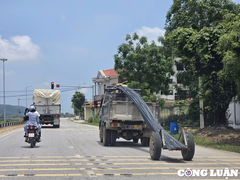thanh hoa phat hien gan 300 xe tu che xe keo vi pham hinh 2