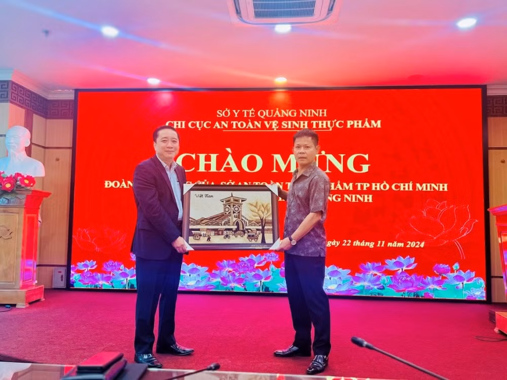 so attp tp ho chi minh thuc hien cong tac cham diem cheo tai chi cuc attp tinh quang ninh hinh 1