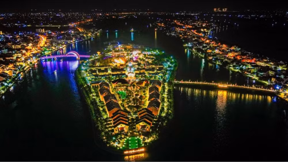 dao ky uc hoi an lien tiep duoc vinh danh tai le trao giai world travel awards hinh 2