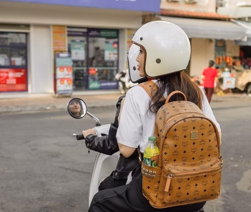 cang thang chi tieu cuoi nam lam gi de giam stress hinh 3