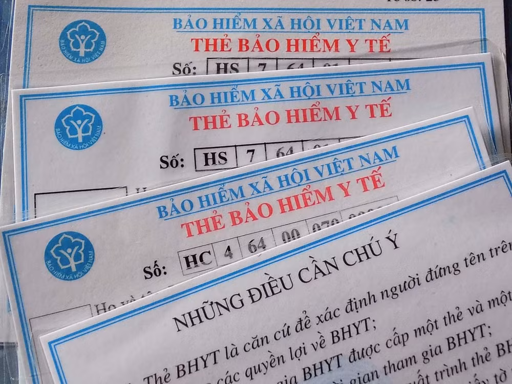 dong-bhyt-nam-hoc-moi-169388741998765634036.jpg