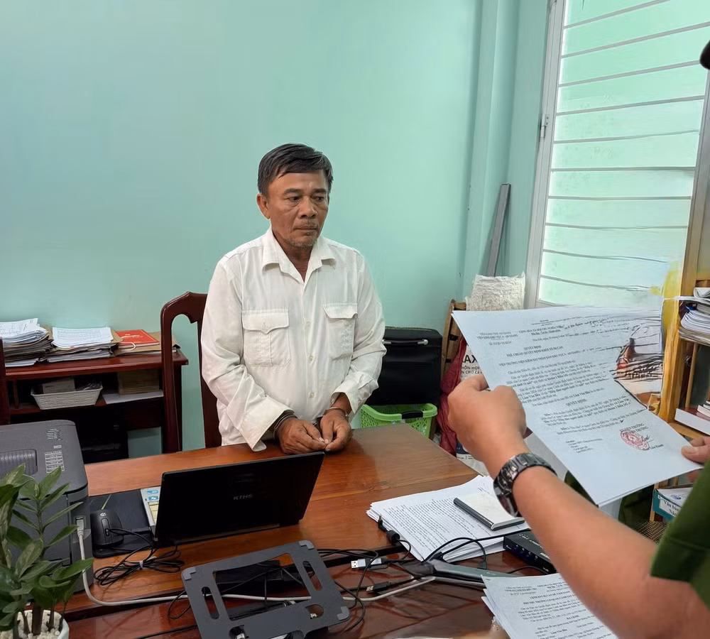 hinh-anh-bat-doi-tuong-lam-van-ben.jpg