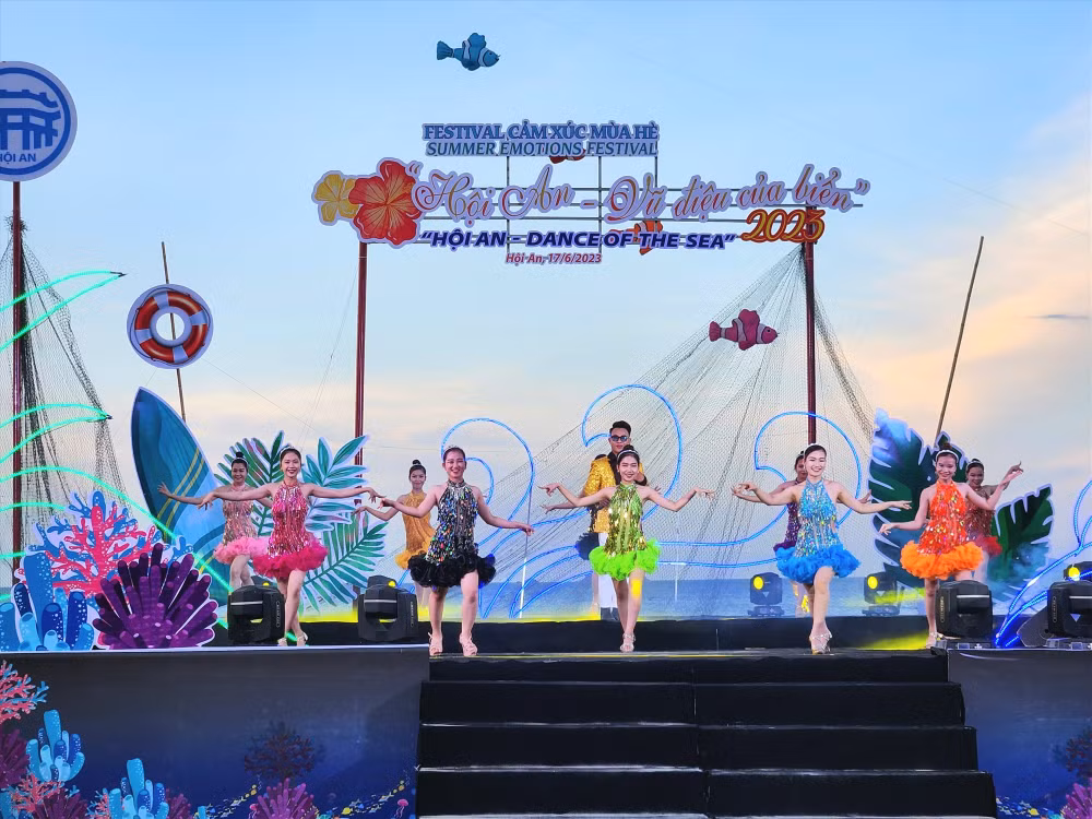 quang nam kich cau du lich voi 16 goi san pham dac sac hinh 1